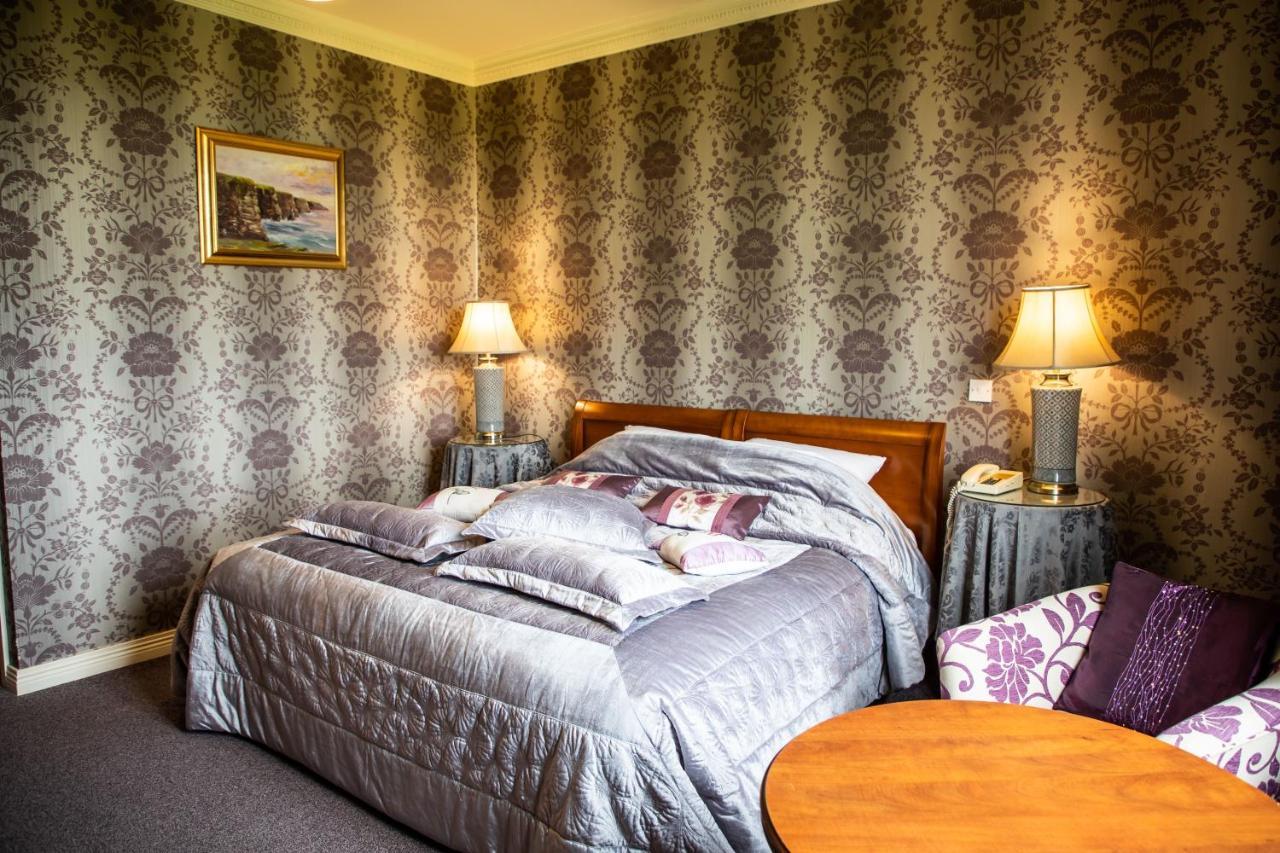 Ballinalacken Castle Country House Hotel Doolin Exterior foto